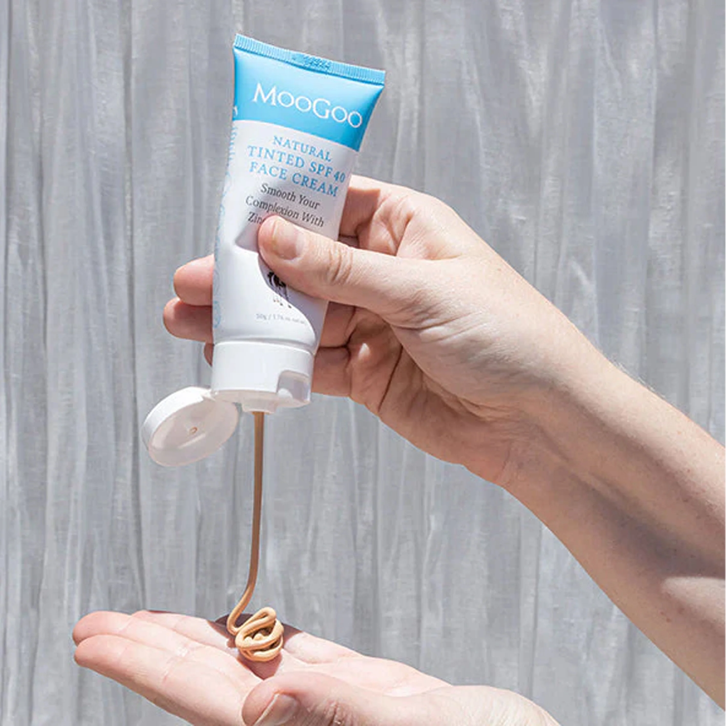 MooGoo Tinted SPF40 Face Cream - Image 2